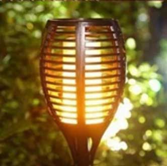 Solar Torch Light – Realistic Flame Effect for Outdoor Decor